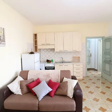 Casa Vacanze Silvia A 4 Posti Apartment
