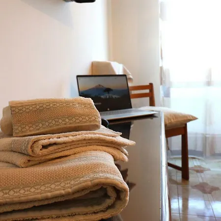 Casa Vacanze Silvia A 4 Posti Apartment *